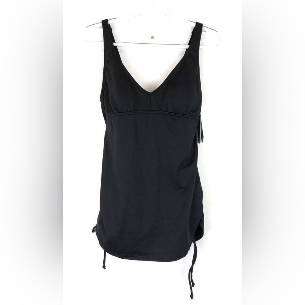 TYR Women’s Black Solid V Neck Sheath One Piece Swimsuit, Size 8